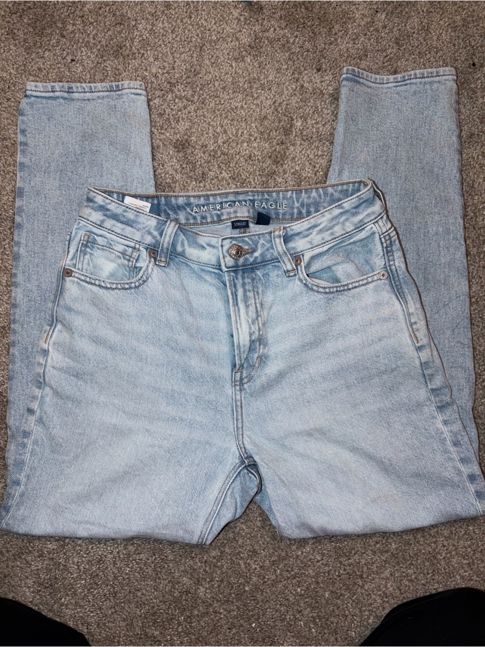 American Eagle Outfitters Light Blue Mom Jeans - Short